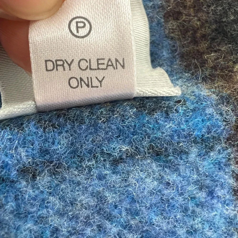 John Hanly 100% Lambswool Scarf Made in Ireland Blue Plaid Fringed Men Accessory